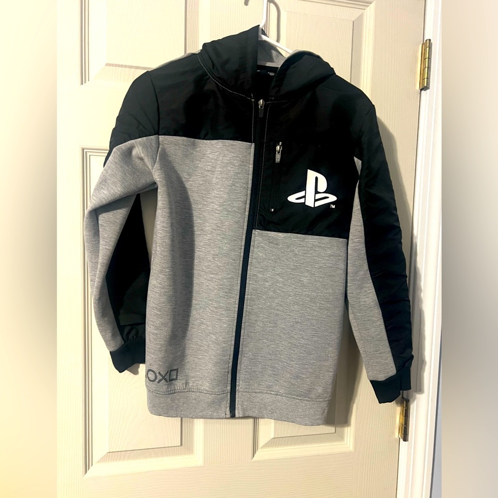 Primark PlayStation gray and black hoodie 12-13 yrs